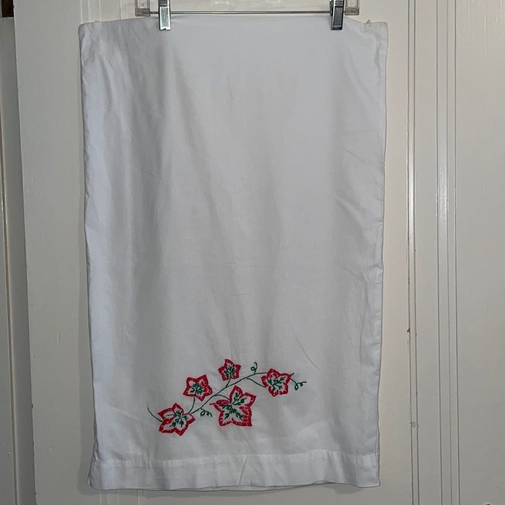 Vtg cotton pillowcase with red & green‎ floral embroidery